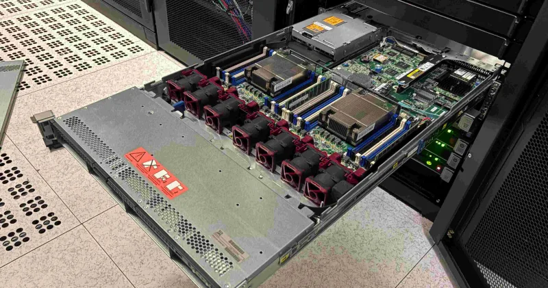 Serveurs Dell et HP
